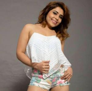 Farrah Kader Hot_14.jpg Farrah Kader Hot & Topless